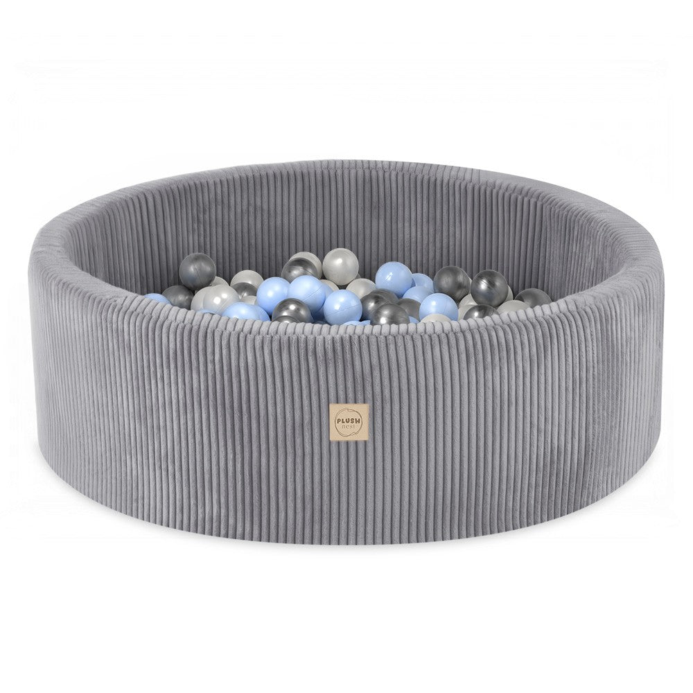 Ronde lichtgrijze corduroy ballenbak 90 x 30 cm met 200 parel, lichtblauwe en zilveren speelballen