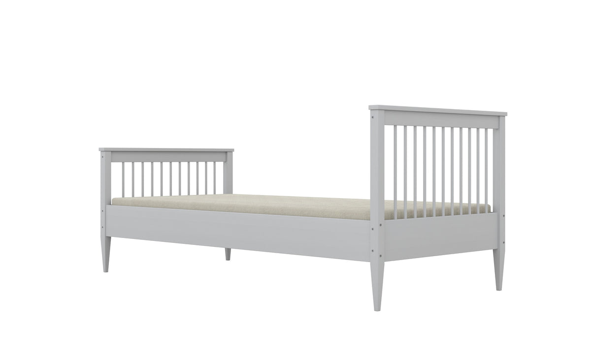 EMILIA kinderbed van massief grenenhout met minimalistisch bedframe en berkenhouten lattenbodem