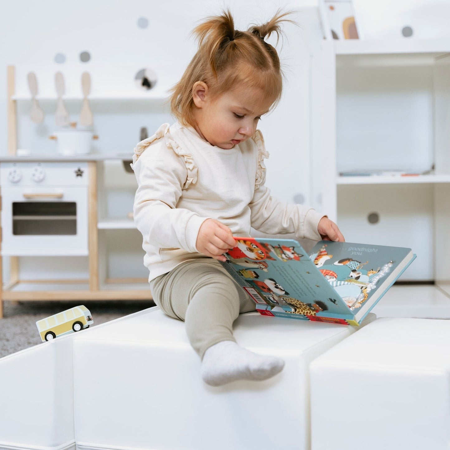 Soft Play 5 Foam Block Set - White Corner Climber