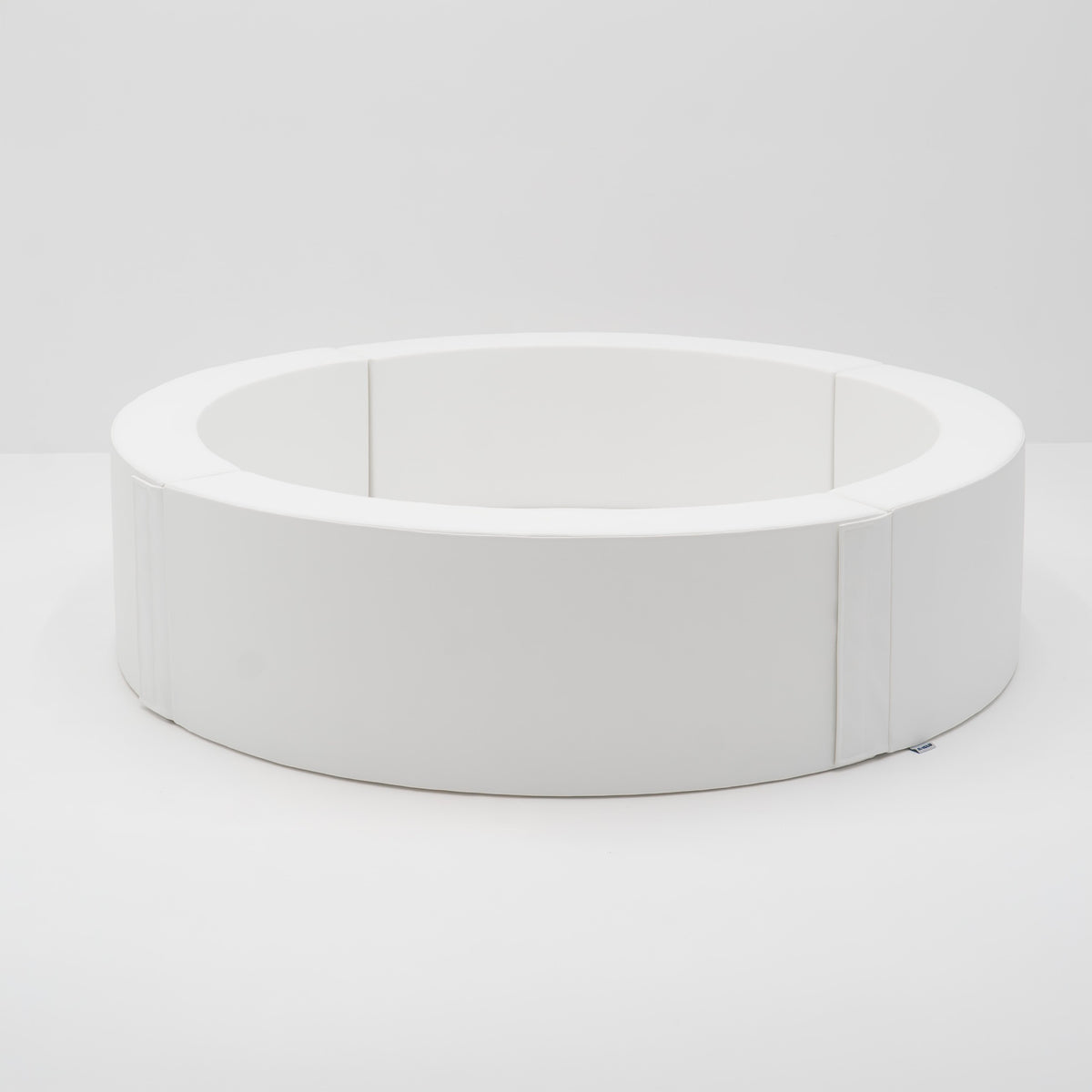 Round Soft Play Ball Pit – White